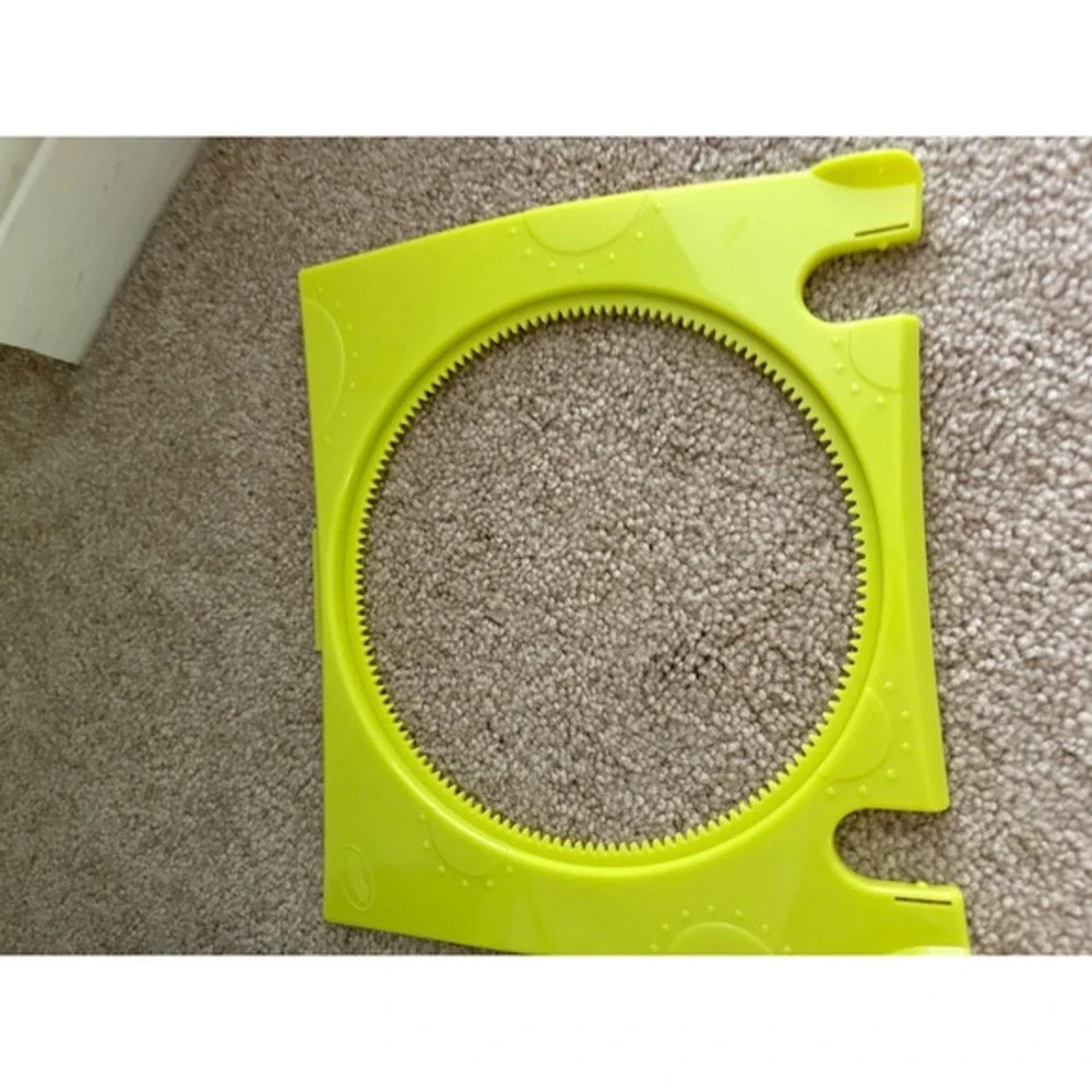 Crayola Easel‎ Art Case Board with Stencils Stamps Activity Travel Kids